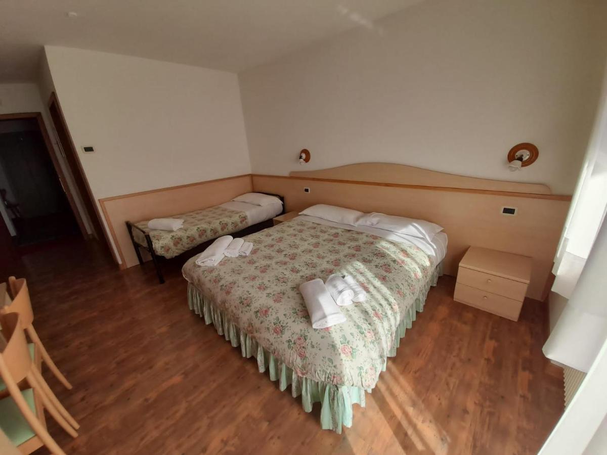 Hotel Garni B&B Maffei Pinzolo Eksteriør bilde