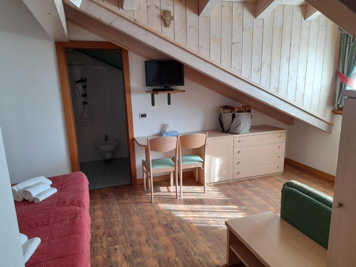 Hotel Garni B&B Maffei Pinzolo Eksteriør bilde