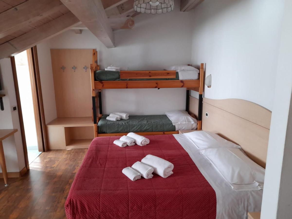 Hotel Garni B&B Maffei Pinzolo Eksteriør bilde