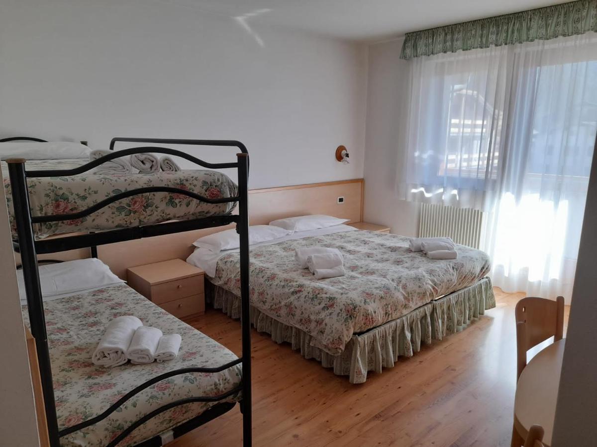 Hotel Garni B&B Maffei Pinzolo Eksteriør bilde